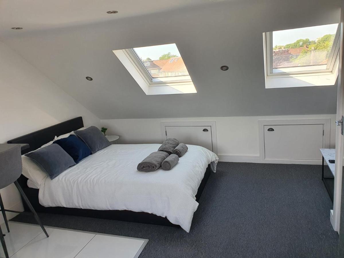 Hotel New Self Contained Flat,In Hayes, Free Parking Northolt  Exterior foto